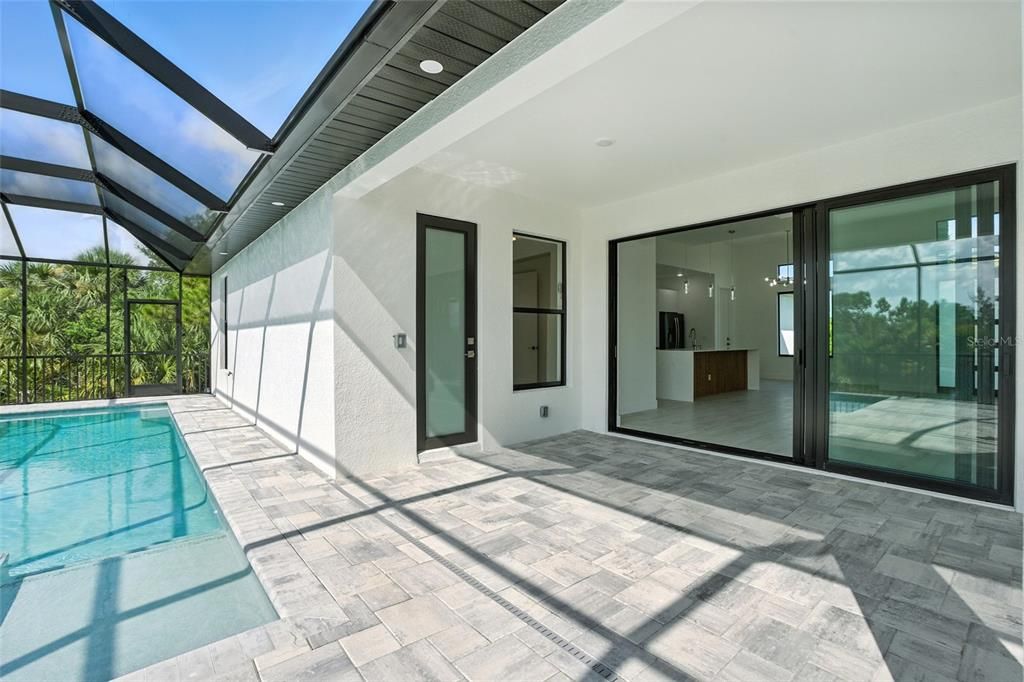 В аренду: $3,600 (4 спален, 3 ванн, 1894 Квадратных фут)