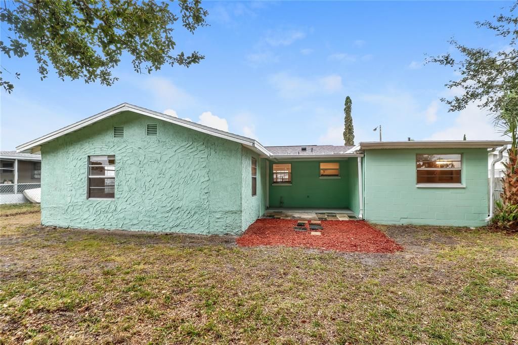 出租: $1,645 (3 贝兹, 2 浴室, 1248 平方英尺)