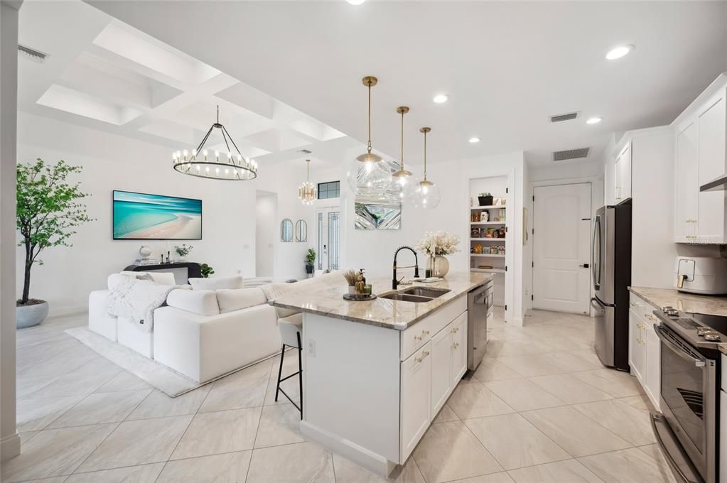 For Rent: $4,500 (3 beds, 2 baths, 2029 Square Feet)