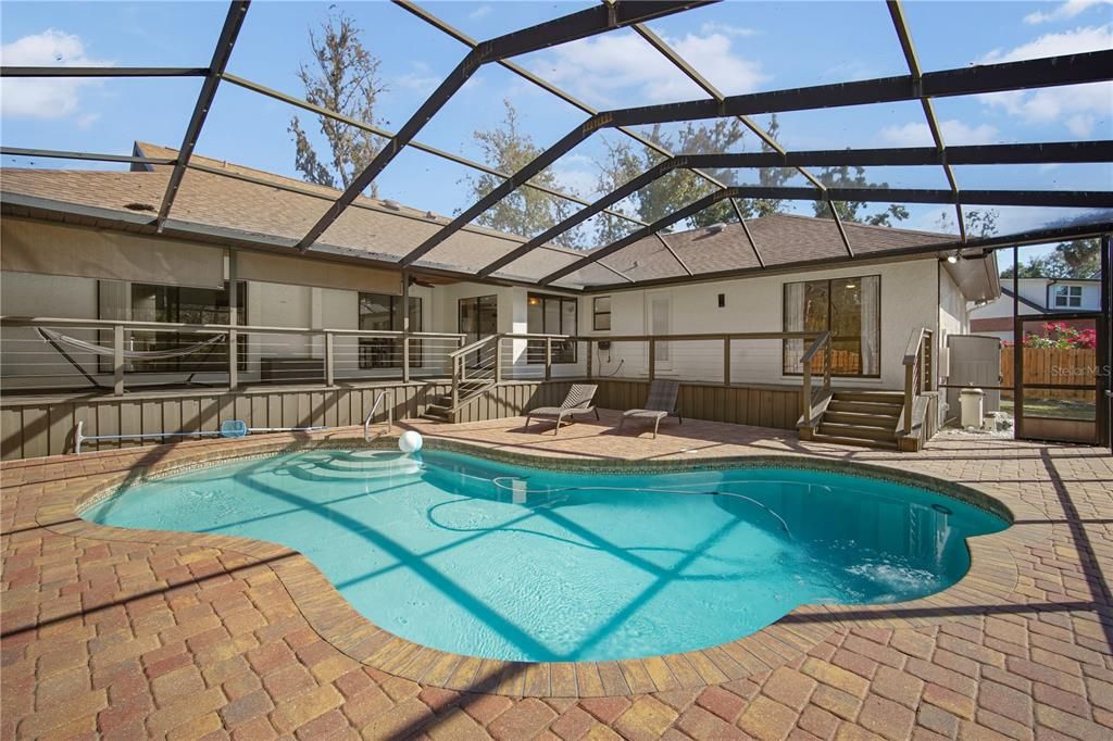 待售: $564,000 (4 贝兹, 2 浴室, 2302 平方英尺)