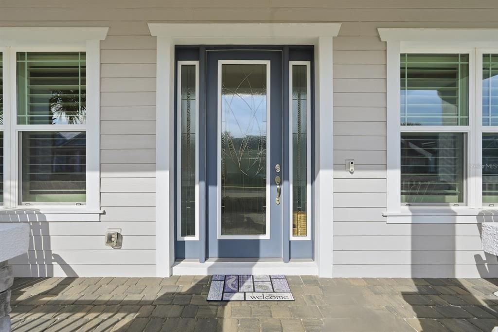 For Sale: $1,050,000 (3 beds, 2 baths, 1975 Square Feet)