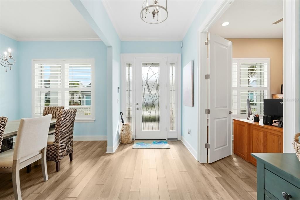 For Sale: $1,050,000 (3 beds, 2 baths, 1975 Square Feet)