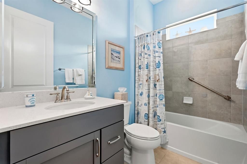 For Sale: $1,050,000 (3 beds, 2 baths, 1975 Square Feet)