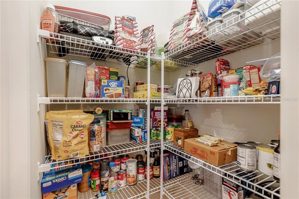 For Sale: $499,000 (3 beds, 2 baths, 2004 Square Feet)