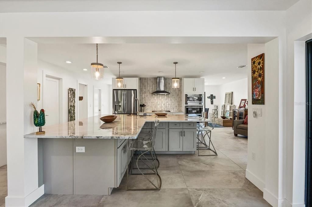 En Venta: $1,375,000 (3 camas, 2 baños, 1912 Pies cuadrados)