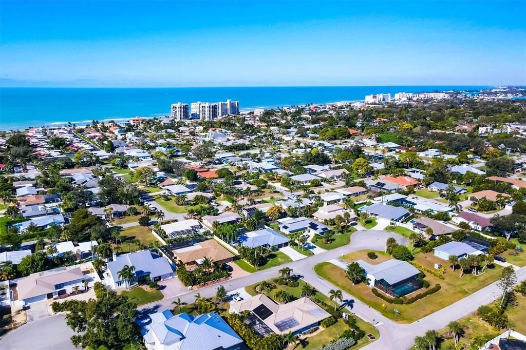 En Venta: $1,375,000 (3 camas, 2 baños, 1912 Pies cuadrados)