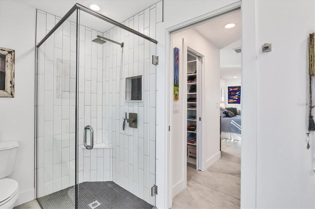 En Venta: $1,375,000 (3 camas, 2 baños, 1912 Pies cuadrados)