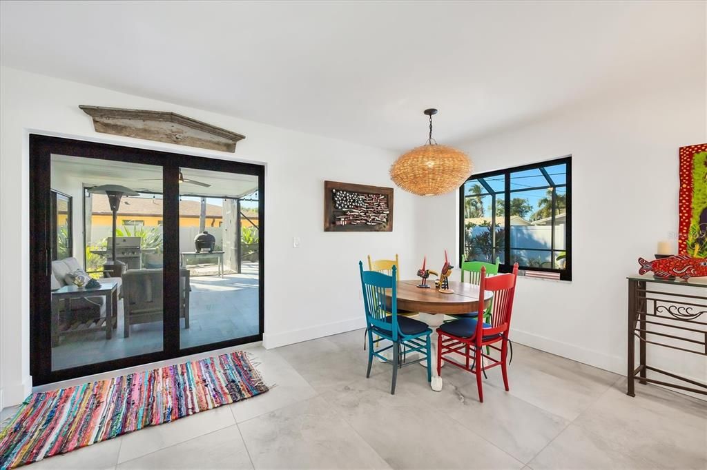 En Venta: $1,375,000 (3 camas, 2 baños, 1912 Pies cuadrados)