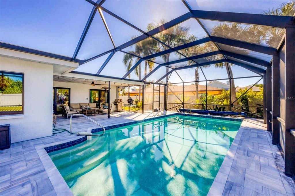 En Venta: $1,375,000 (3 camas, 2 baños, 1912 Pies cuadrados)