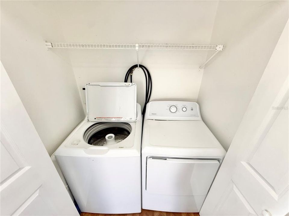 For Sale: $199,900 (3 beds, 2 baths, 1250 Square Feet)