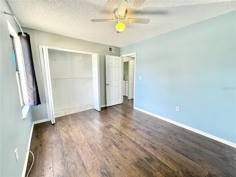 For Sale: $199,900 (3 beds, 2 baths, 1250 Square Feet)
