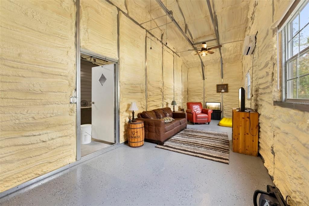 待售: $299,900 (2 贝兹, 1 浴室, 1344 平方英尺)