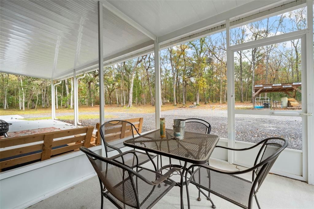 待售: $299,900 (2 贝兹, 1 浴室, 1344 平方英尺)