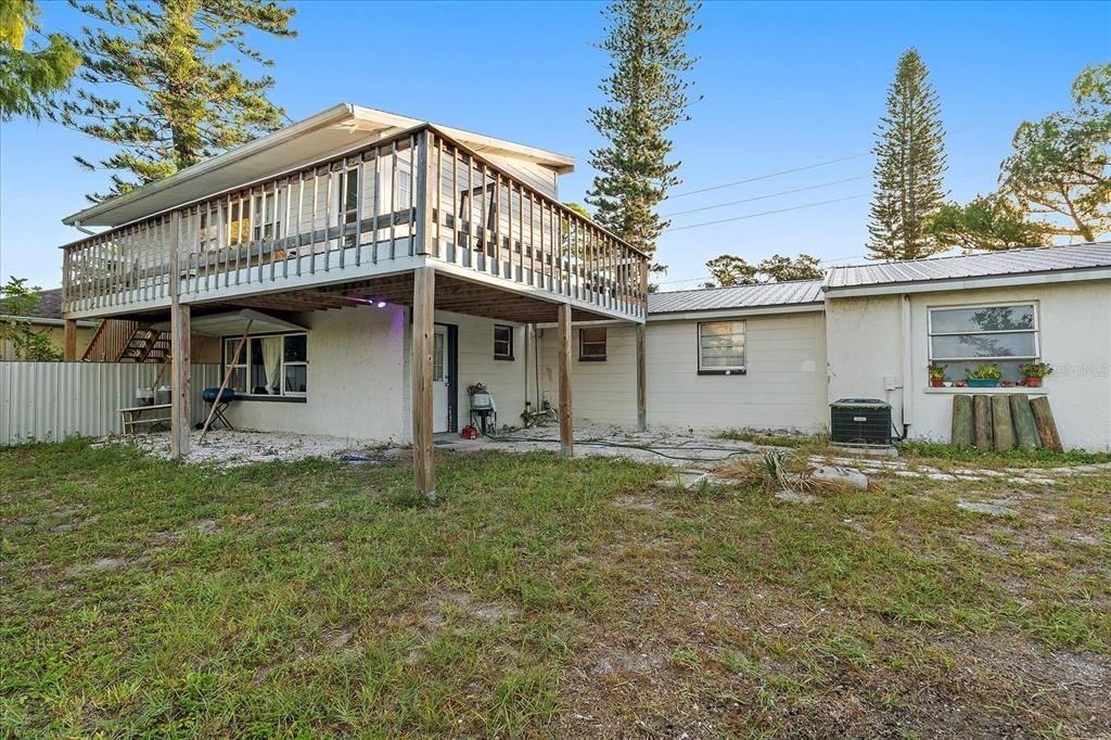 待售: $540,000 (6 贝兹, 0 浴室, 3082 平方英尺)