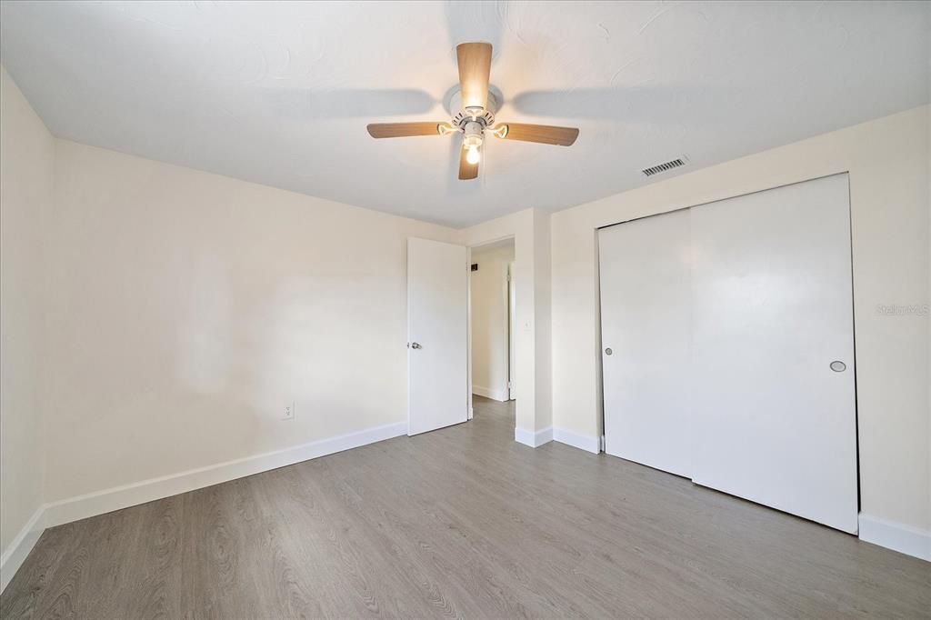 For Sale: $535,000 (6 beds, 0 baths, 3082 Square Feet)
