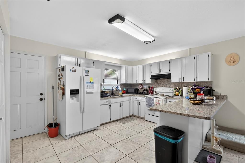 En Venta: $455,000 (5 camas, 2 baños, 1350 Pies cuadrados)