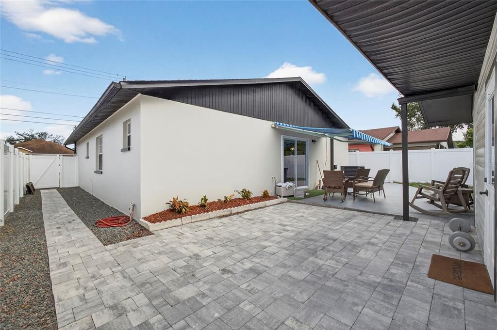 En Venta: $455,000 (5 camas, 2 baños, 1350 Pies cuadrados)