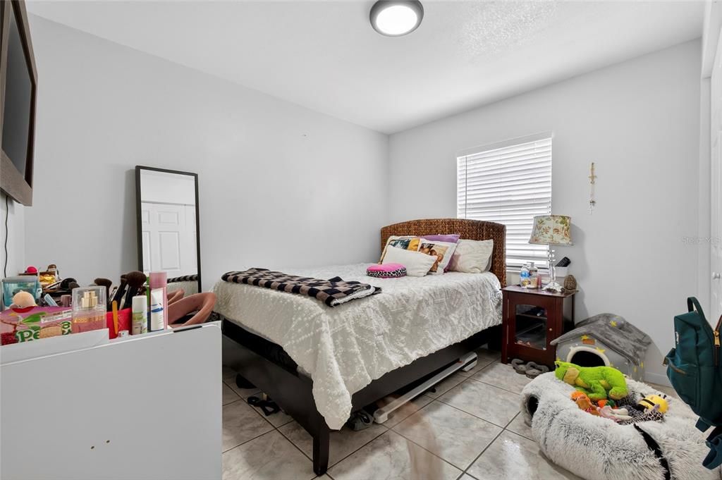 En Venta: $455,000 (5 camas, 2 baños, 1350 Pies cuadrados)