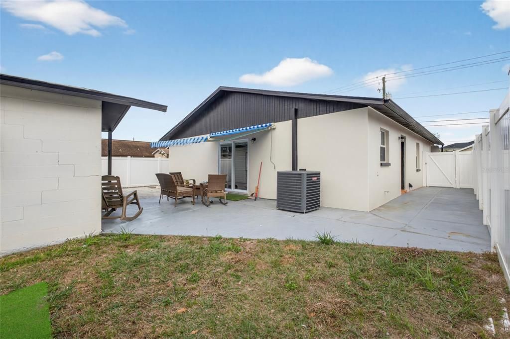 En Venta: $455,000 (5 camas, 2 baños, 1350 Pies cuadrados)