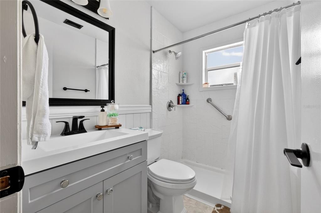 En Venta: $455,000 (5 camas, 2 baños, 1350 Pies cuadrados)