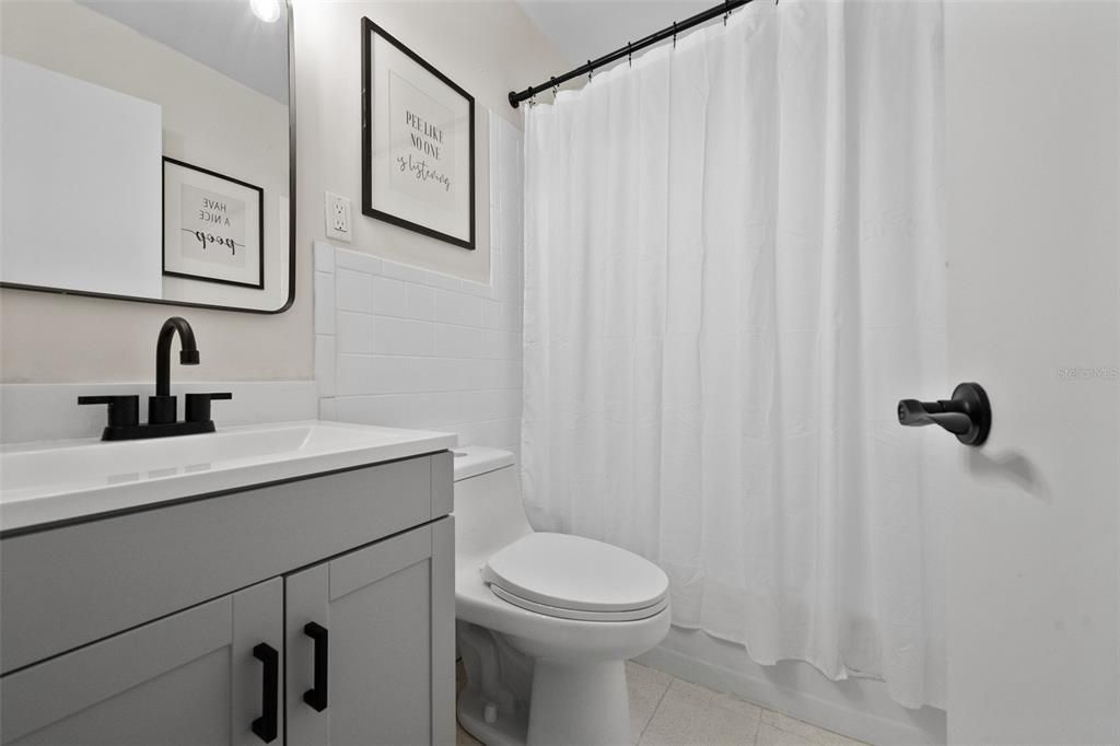 For Rent: $3,200 (3 beds, 2 baths, 1170 Square Feet)