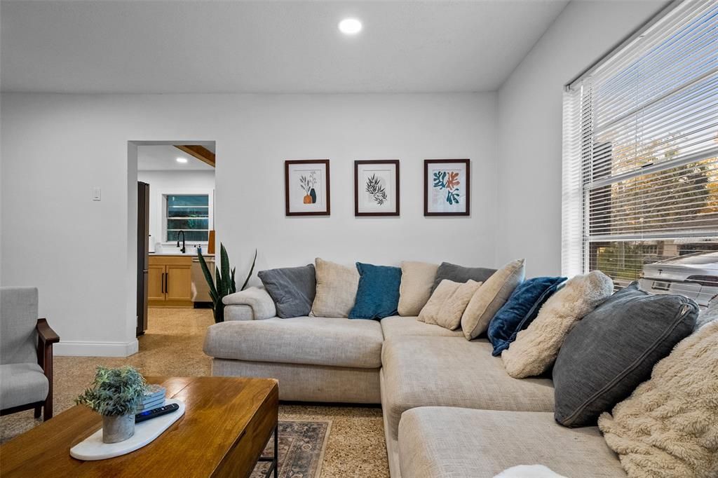 For Rent: $3,200 (3 beds, 2 baths, 1170 Square Feet)