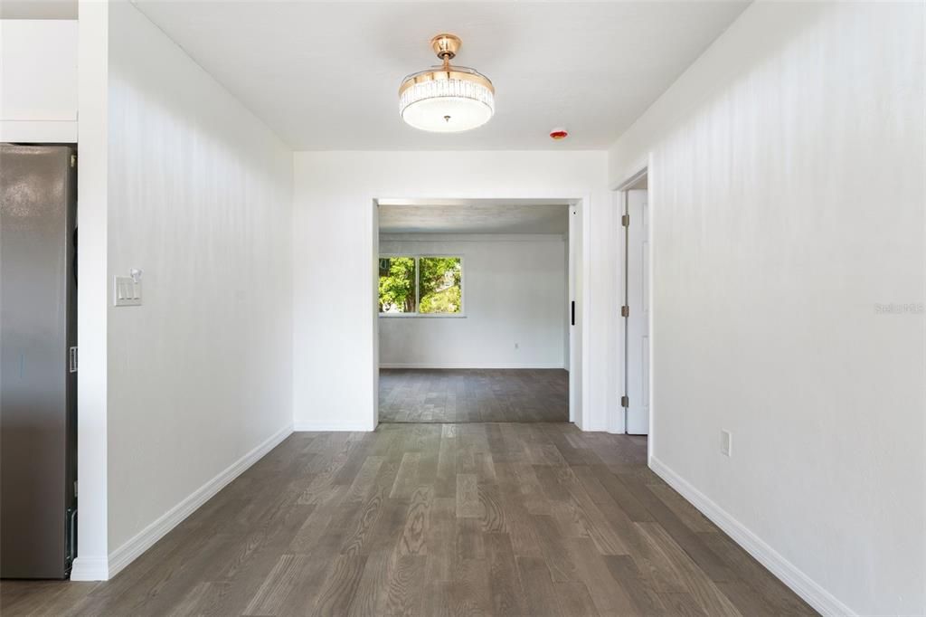 待售: $335,000 (3 贝兹, 2 浴室, 2186 平方英尺)