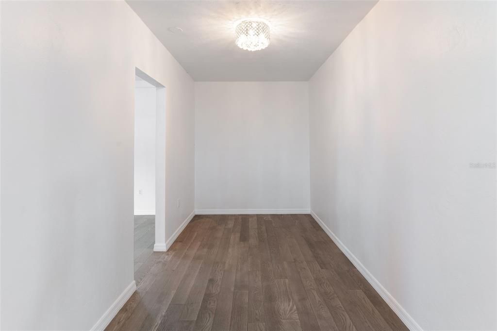 待售: $335,000 (3 贝兹, 2 浴室, 2186 平方英尺)