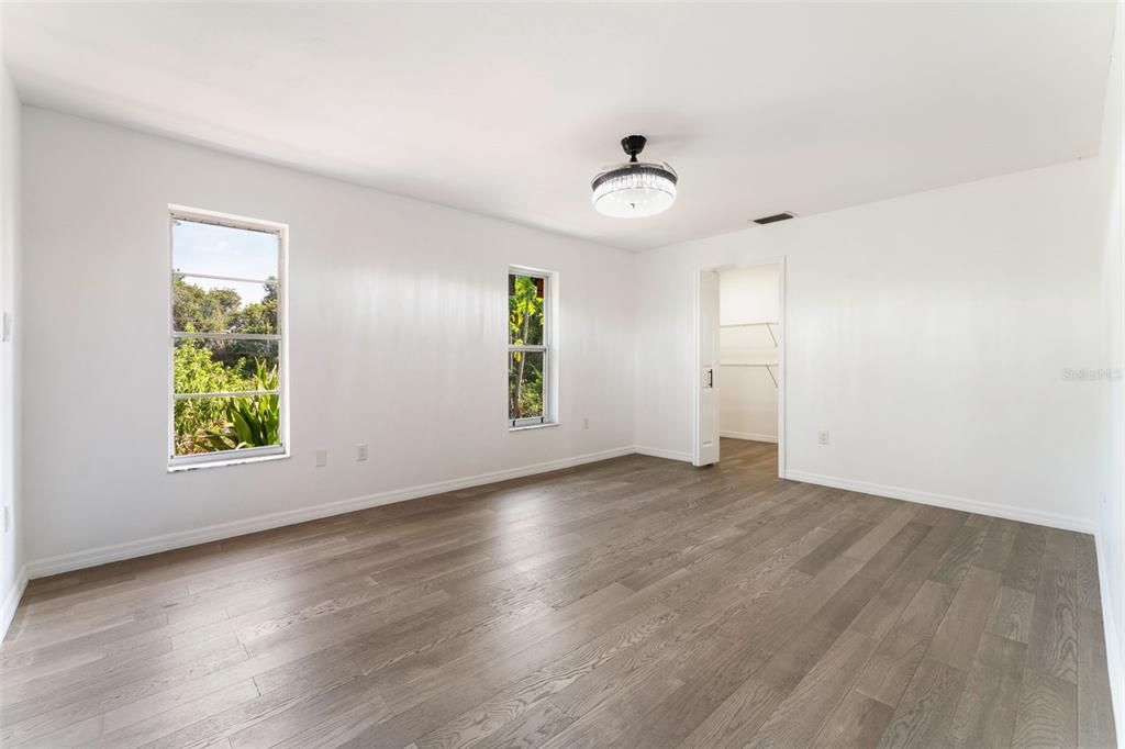 待售: $335,000 (3 贝兹, 2 浴室, 2186 平方英尺)