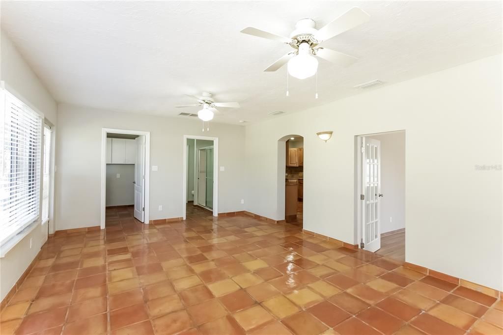 В аренду: $2,650 (3 спален, 2 ванн, 1792 Квадратных фут)