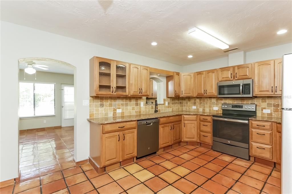 В аренду: $2,650 (3 спален, 2 ванн, 1792 Квадратных фут)