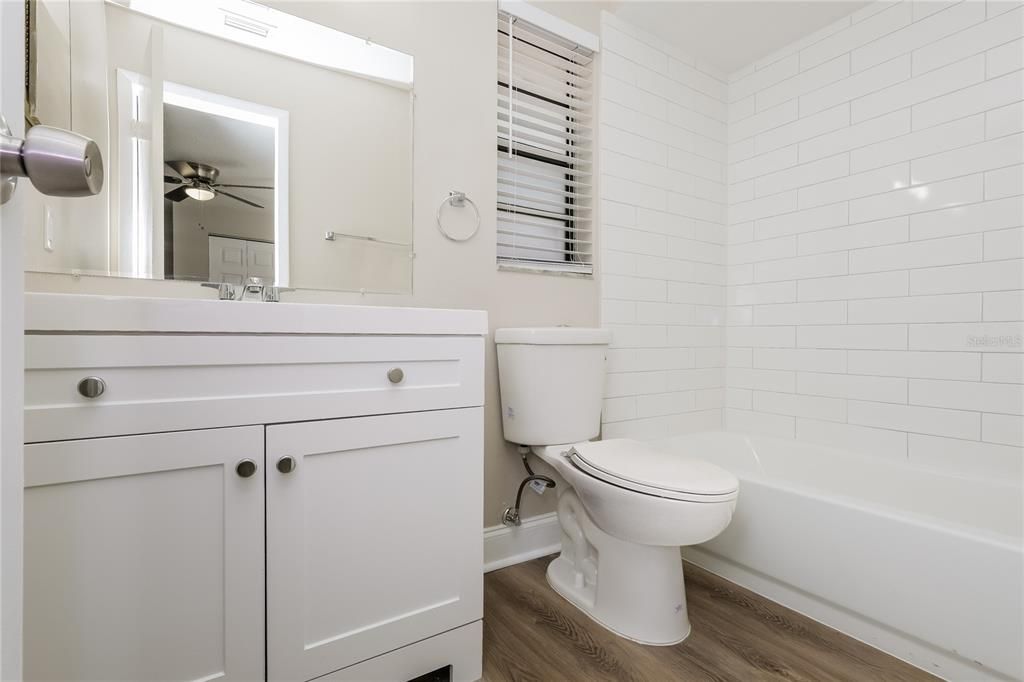 En Renta: $2,245 (3 camas, 2 baños, 1160 Pies cuadrados)