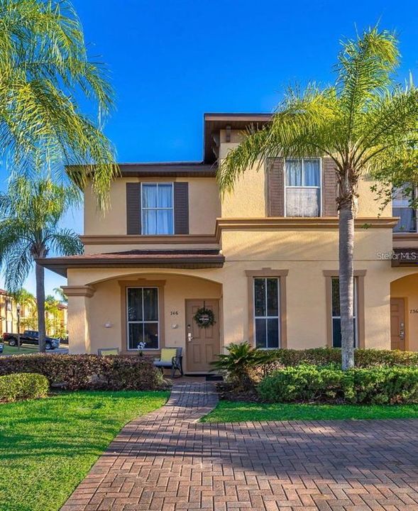 На продажу: $295,000 (4 спален, 3 ванн, 1856 Квадратных фут)