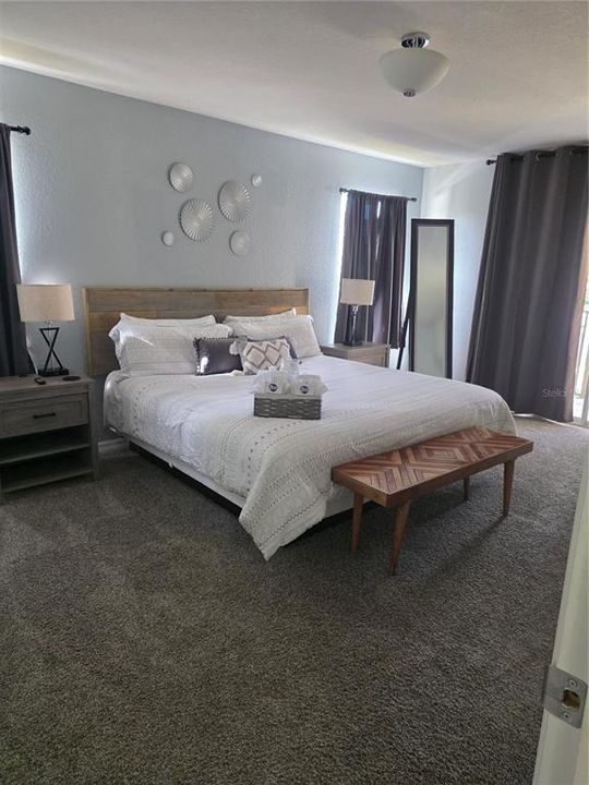 На продажу: $295,000 (4 спален, 3 ванн, 1856 Квадратных фут)