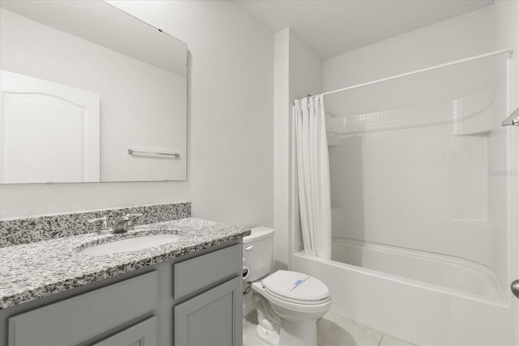 En Venta: $368,500 (4 camas, 2 baños, 1846 Pies cuadrados)