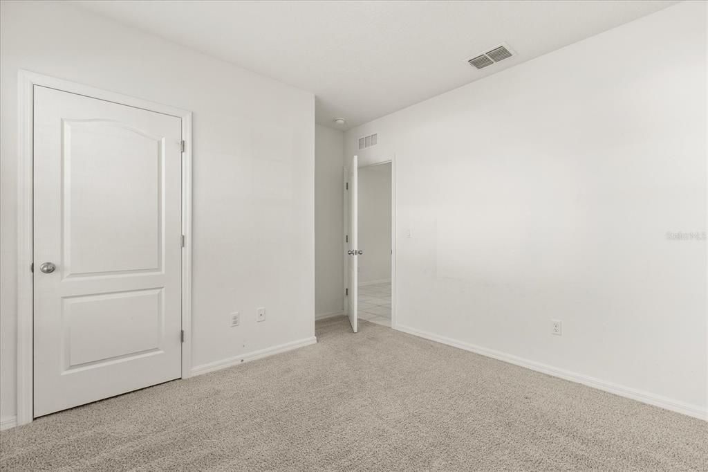 En Venta: $368,500 (4 camas, 2 baños, 1846 Pies cuadrados)