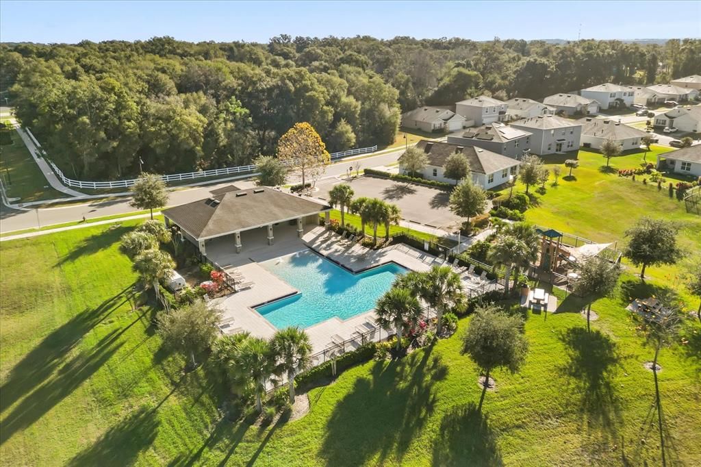 En Venta: $368,500 (4 camas, 2 baños, 1846 Pies cuadrados)