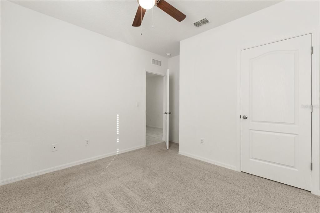 En Venta: $368,500 (4 camas, 2 baños, 1846 Pies cuadrados)