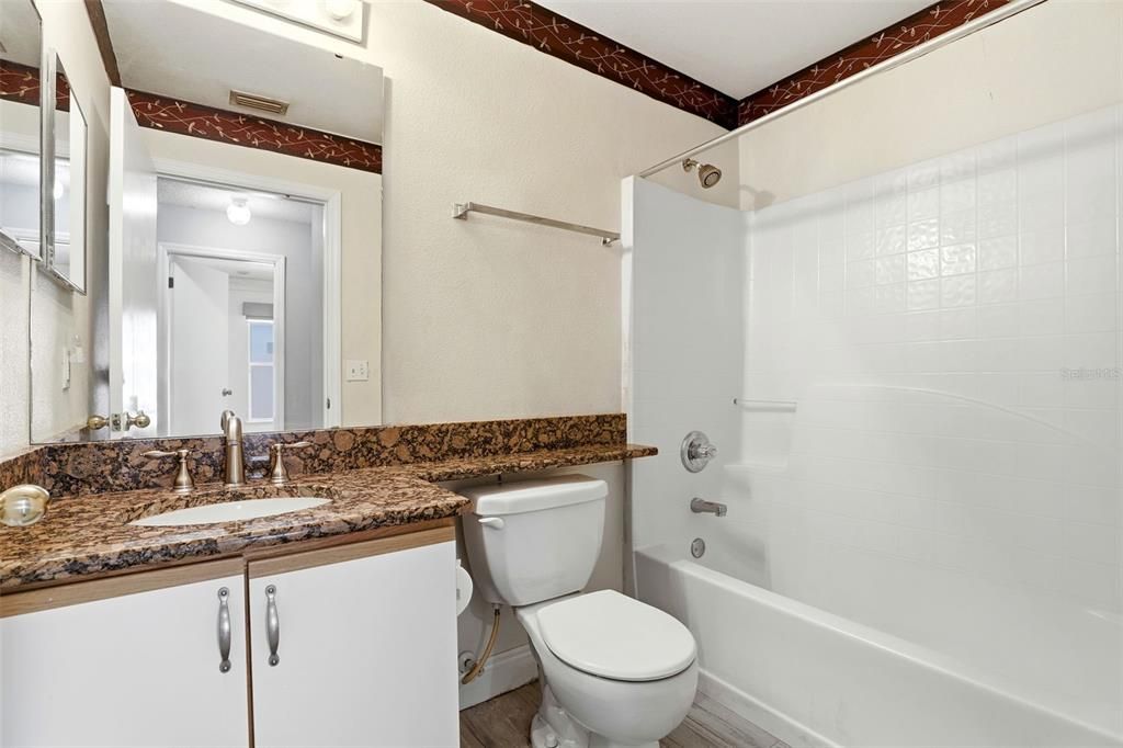 En Venta: $340,000 (3 camas, 2 baños, 1176 Pies cuadrados)