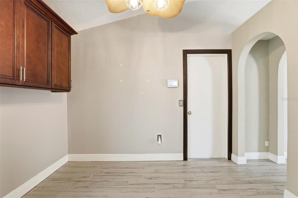 En Venta: $340,000 (3 camas, 2 baños, 1176 Pies cuadrados)