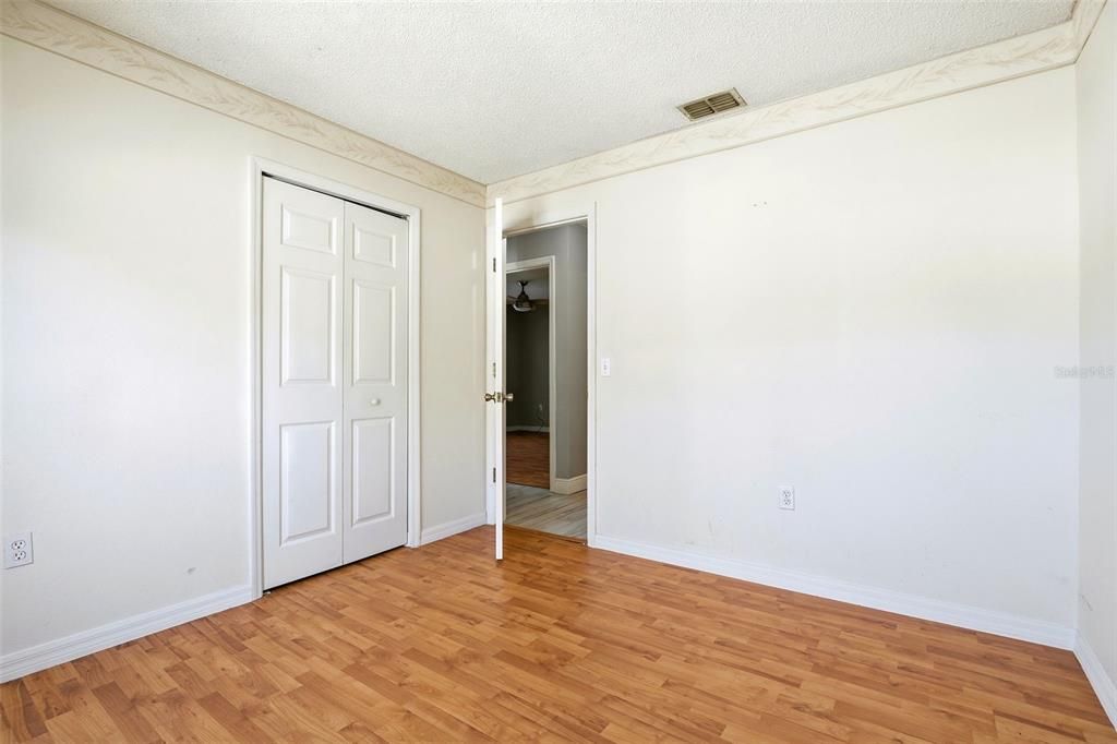 En Venta: $340,000 (3 camas, 2 baños, 1176 Pies cuadrados)