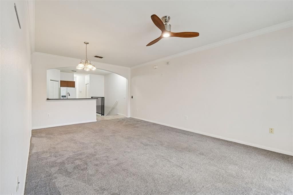 For Rent: $1,995 (2 beds, 2 baths, 1165 Square Feet)