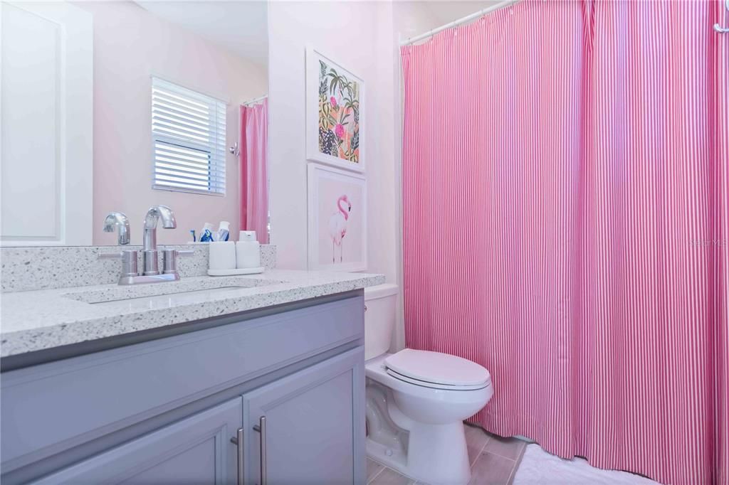 En Renta: $3,800 (4 camas, 3 baños, 2582 Pies cuadrados)