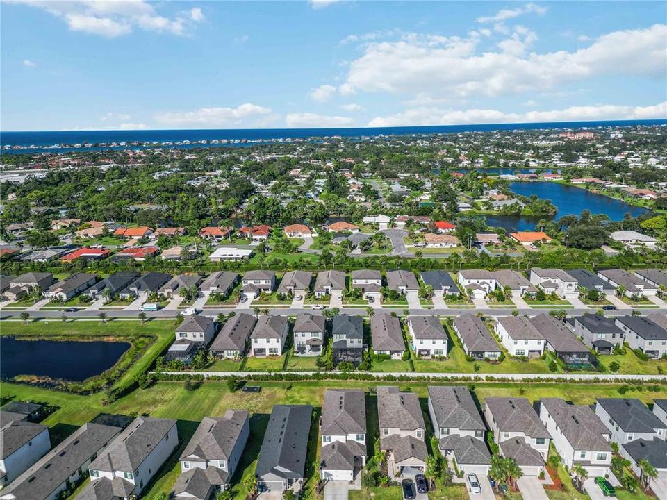 En Renta: $3,800 (4 camas, 3 baños, 2582 Pies cuadrados)