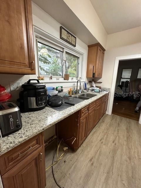 待售: $179,800 (2 贝兹, 2 浴室, 1254 平方英尺)