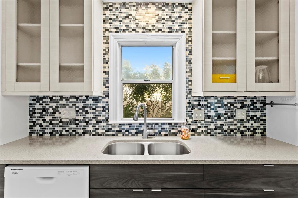 待售: $599,000 (3 贝兹, 2 浴室, 1146 平方英尺)