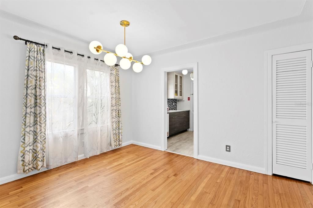 待售: $599,000 (3 贝兹, 2 浴室, 1146 平方英尺)