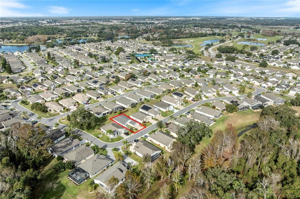 待售: $260,000 (2 贝兹, 2 浴室, 1589 平方英尺)