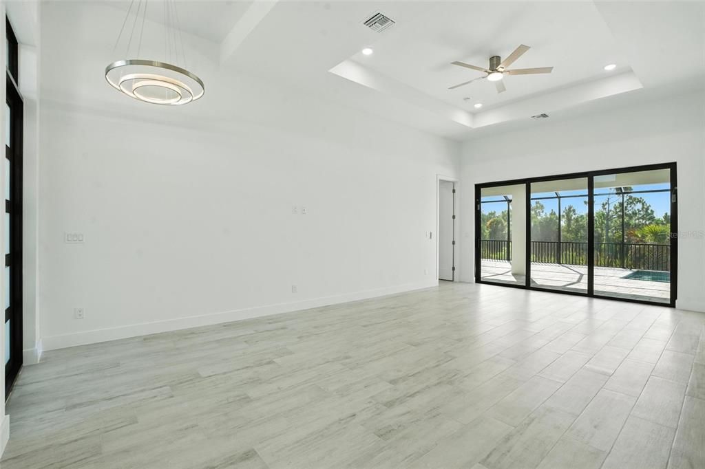 В аренду: $3,600 (4 спален, 3 ванн, 1894 Квадратных фут)