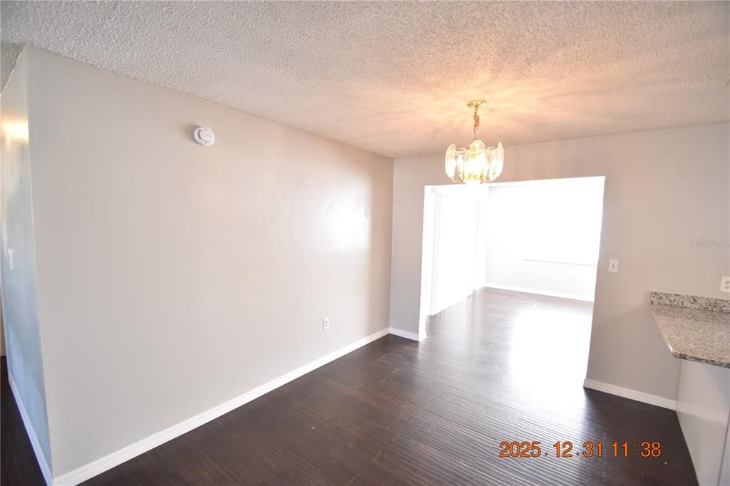 В аренду: $1,795 (4 спален, 2 ванн, 1794 Квадратных фут)